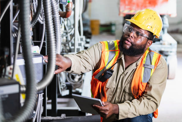 Best Local Electrician Companies  in Crestline, OH