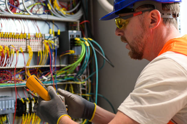 Best Licensed Electrician  in Crestline, OH